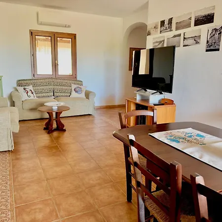 Monti Corru Βίλα Cannigione